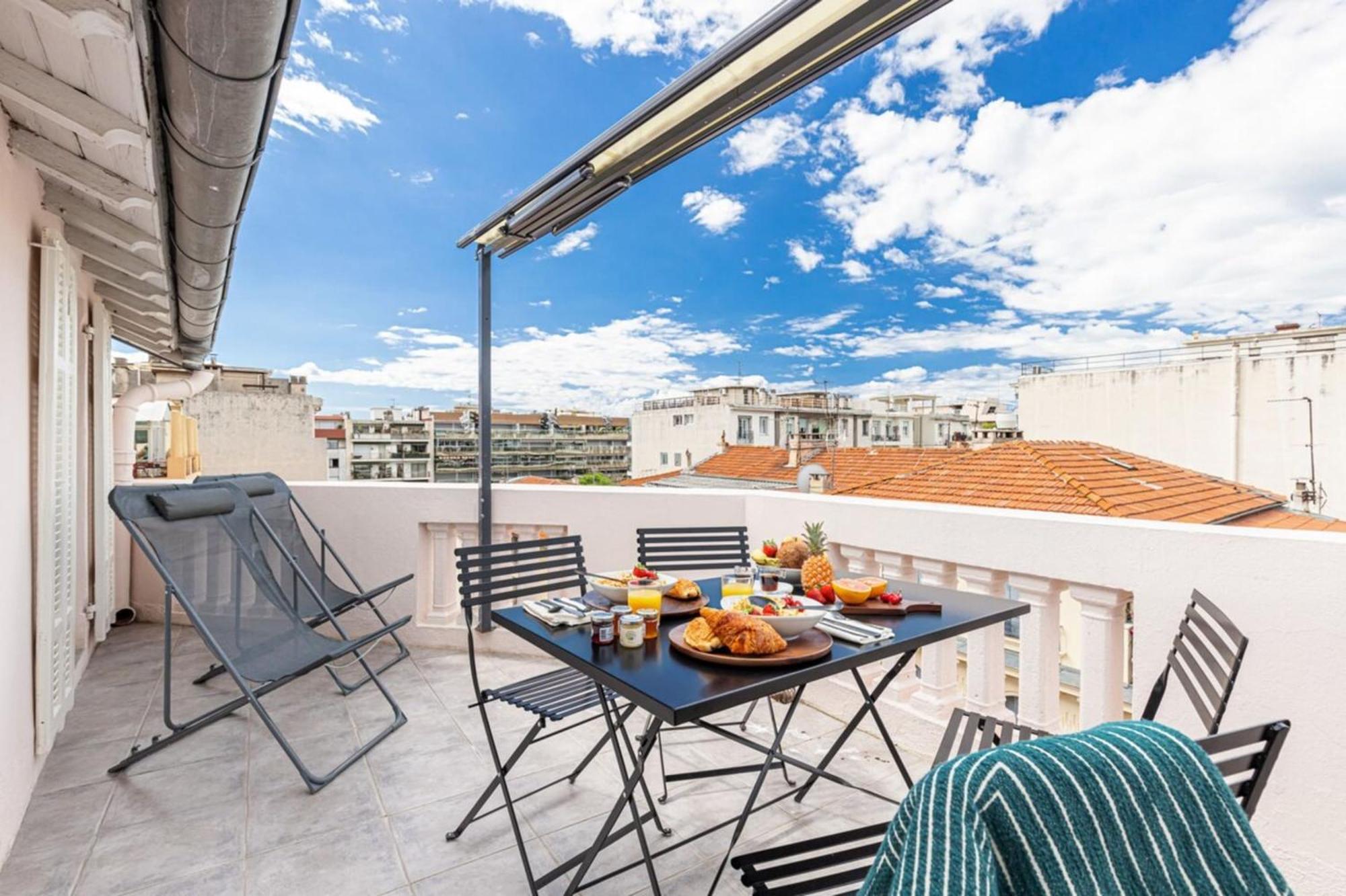 Apartamento Spitalieri 2 - Superb Terrace Panoramic View Ac Niza Exterior foto